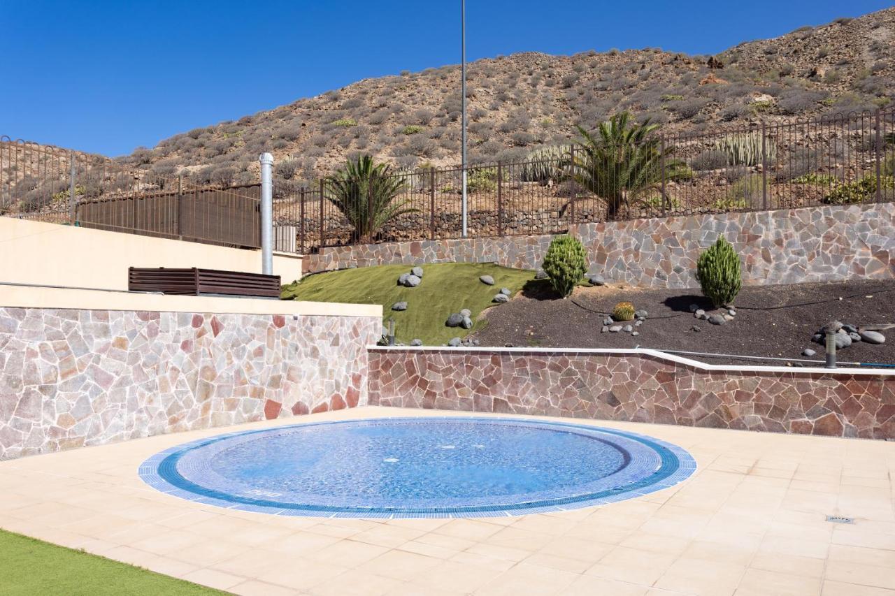 Palm Mar Pool View Apartment Exterior photo